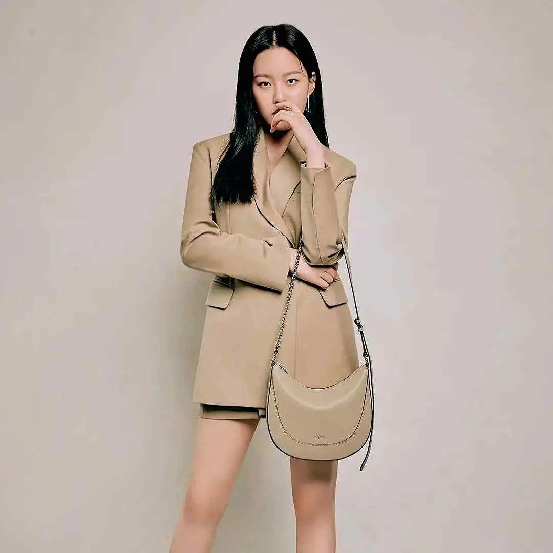 Park Yoo Na - park-yoo-na-10.webp